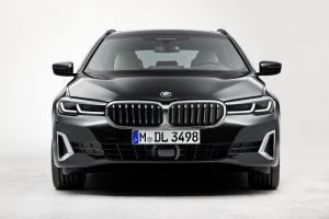 BMW 530i Touring Luxury Line 2020 года  (WW)